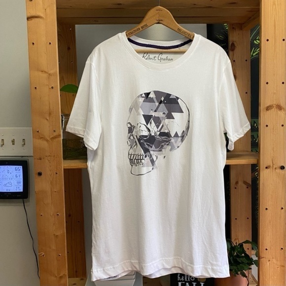 Robert Graham White Purple Gray Skull Leon Graphic Tee T-shirt - Picture 2 of 13
